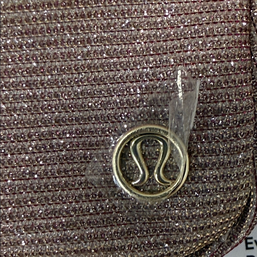 Lululemon Everywhere Belt Bag Nano Glitter Pink Champagne Wristlet NWT - Picture 3 of 6